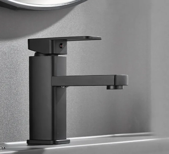 Square Single-Hole Bathroom Faucet: Black Stainless Steel Waterfall Design, Countertop Hot and Cold Mixed Water Faucet for a Contemporary Look