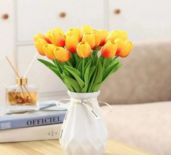 Set of 10 White Tulip Simulation Flowers (35cm): Ideal for Home Decor, Wedding Photography Props, and Realistic Ornaments