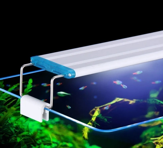 Super Bright LED Aquarium Light: Illuminate Your Aquatic Plants and Fish Tank with an Extendable Clip Lamp (18-70CM, 90-260V)