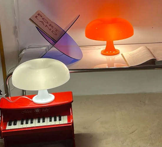 Orange Danish Mushroom Table Lamp Ornament Light for Bedroom Interior, Desk Lamp, Bedside Lamps for Decoration and Lighting.