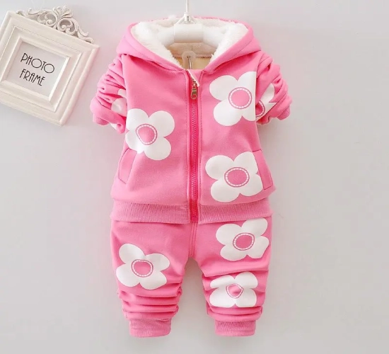 Adorable Warmth for Little Ones: Baby Girls Flower Cartoon Woolen Hooded Jacket and Pants Clothing Set for Autumn/Winter. Keep Children Cozy with this Thick and Cute Warm Clothes Suit."