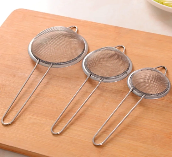 Set of 3 stainless steel fine mesh strainers with sturdy handles and hooks, ideal for straining juice, soy milk, and other kitchen tasks.