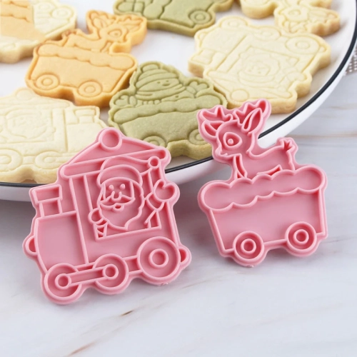 Set of 6 Christmas train cookie molds with stamps, ideal for DIY fondant baking. These cookie cutters are versatile cake decoration tools in bakeware.