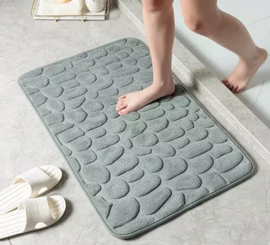 Elevate Home with Cobblestone Bathroom Mats: Non-Slip, Water-Absorbent