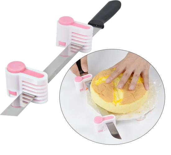 Set of 2 adjustable cake slicers with 5 layers, ideal for DIY bread slicing. The splitter, cutting leveler, and toast slicer fixator are essential kitchen bakeware tools.