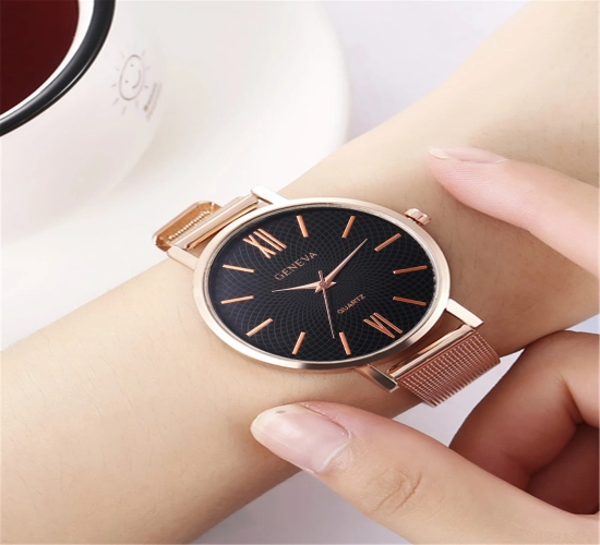 Trendy women's watch Simple design with steel mesh bracelet for a stylish and sporty look