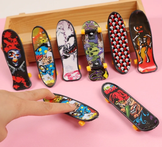 10Pcs Plastic Finger Skateboard Game Toys - Perfect for Kids' Birthday Party Favors, Christmas, Pinata Fillers, and Guest Gifts for Boys and Girls.