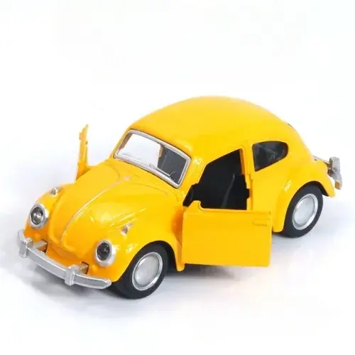 Alloy Vintage Beetle Car Model - Features Opening Doors, Ideal Children's Toy, Perfect for Cake Decoration and Carrying Accessories.
