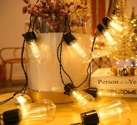 Waterproof LED Solar String Lights for Outdoor Christmas Decoration, Retro Bulb Design, Ideal for Holiday Garland, Garden Furniture, and Fairy Lamp Decor