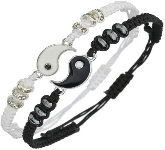 2022 New Best Friend Bracelets for 2: Matching Yin Yang Adjustable Cord Bracelets symbolizing BFF Friendship, Ideal for Relationship, Boyfriend, and Girlfriend."