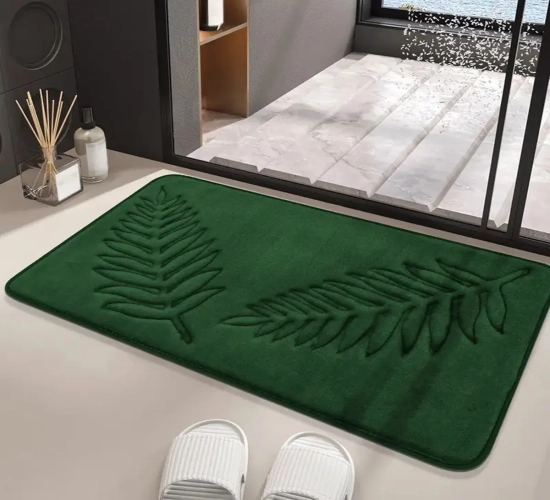 1pc Anti-slip Bath Rug - Soft, Quick Dry, and Absorbent Floor Mat for the Bathroom. This machine-washable bath mat is ideal for ensuring safety and comfort in the home.