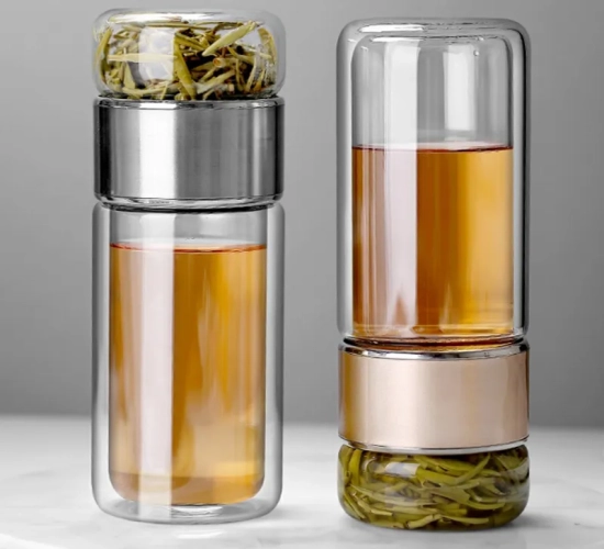 390ml High Borosilicate Glass Tea Water Bottle with Double Layer, Infuser Tumbler, and Tea Filter. Ideal for enjoying tea on the go.